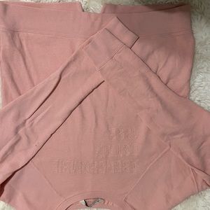 Light pink embroidery crewneck with sewing Lin down back